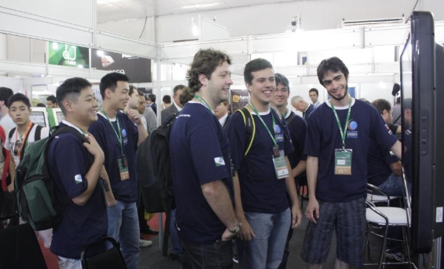 No estande da Celepar estão sendo apresentadas soluções em software livre desenvolvidas ao governo do Estado