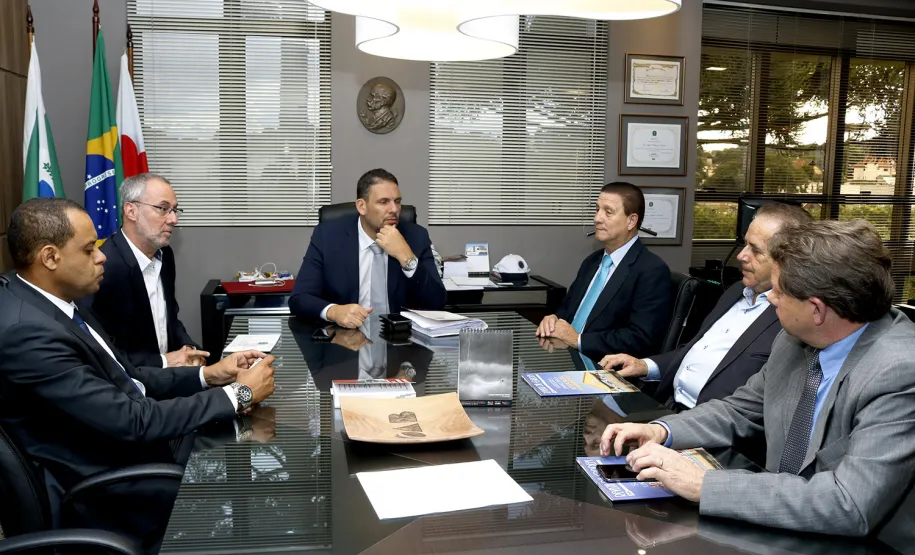 Celepar, Detran e OAB Paraná lançam serviço online