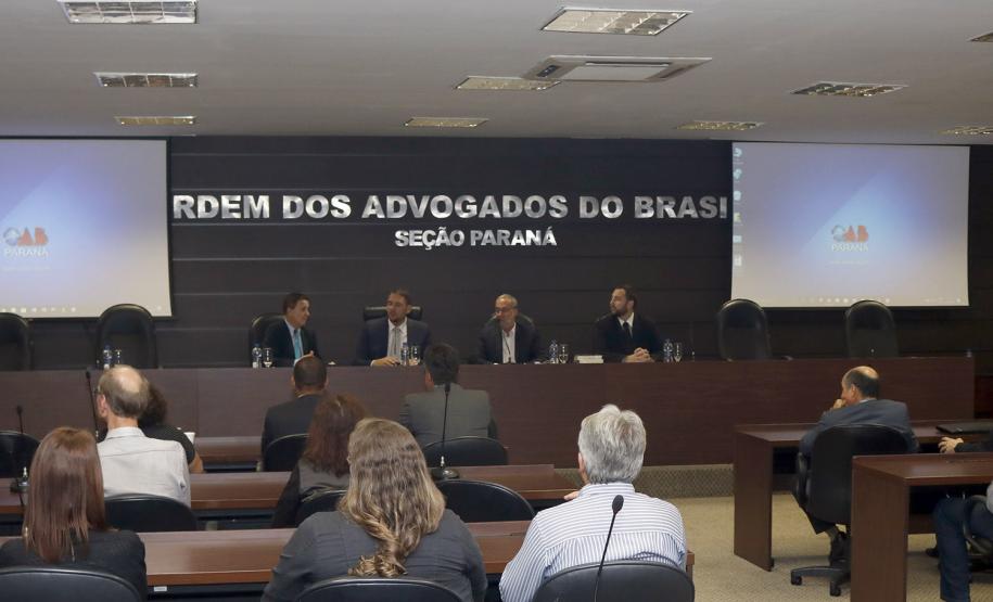 Celepar, Detran e OAB Paraná lançam serviço online