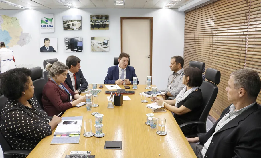 Novo diretor geral da Educação conhece política de TIC do Estado