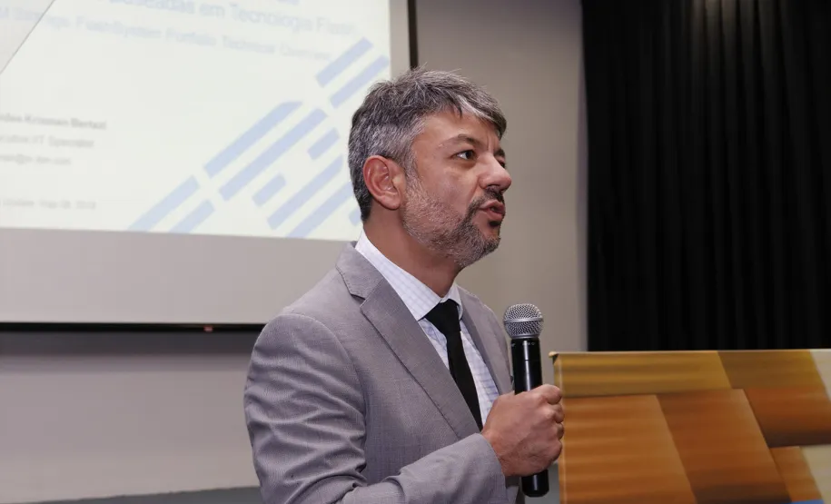 Armazenamento de dados na nuvem híbrida é tema de palestra na Celepar