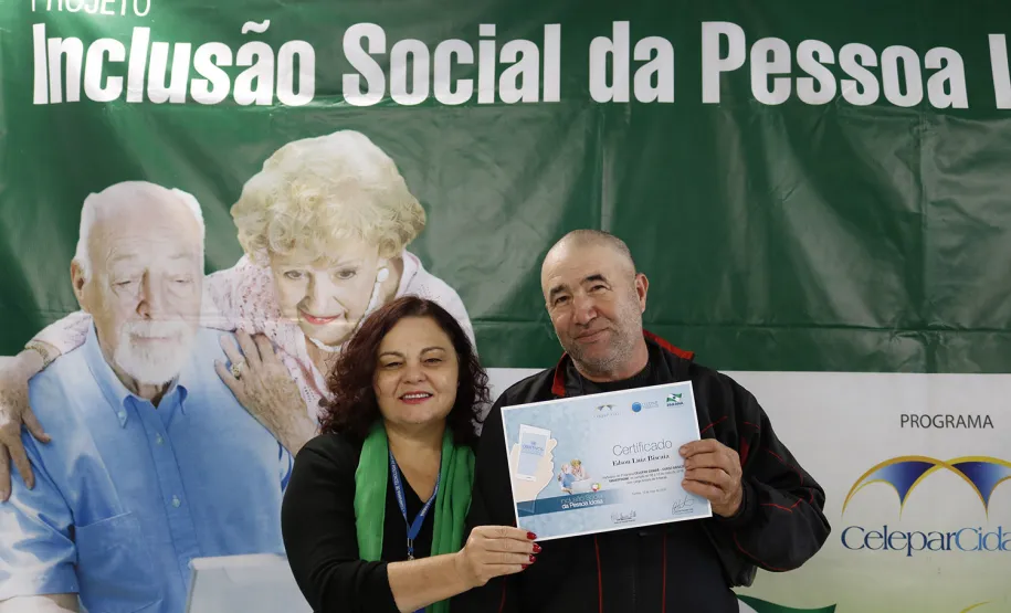 Curso de Smartphone da Celepar forma nova turma