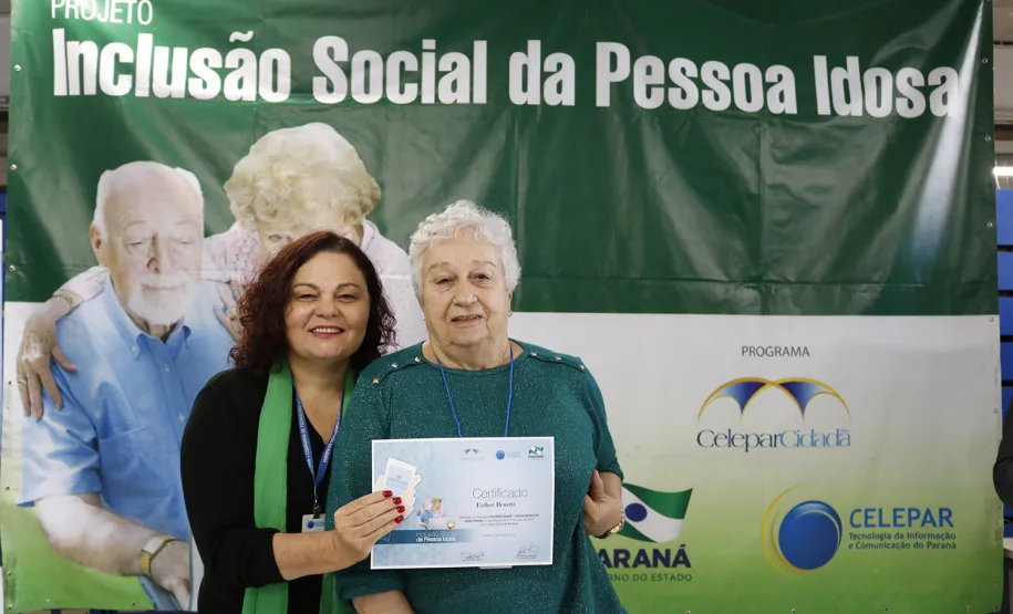 Curso de Smartphone da Celepar forma nova turma