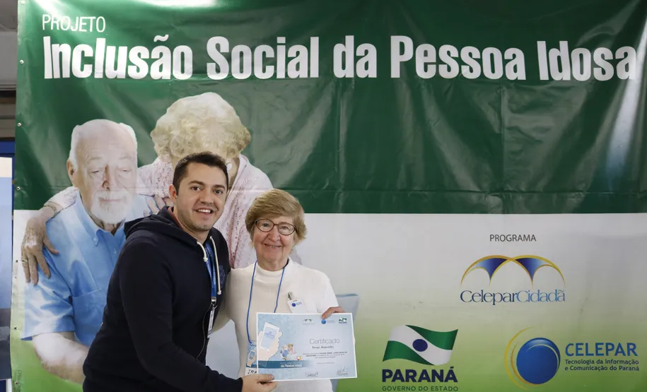 Curso de Smartphone da Celepar forma nova turma