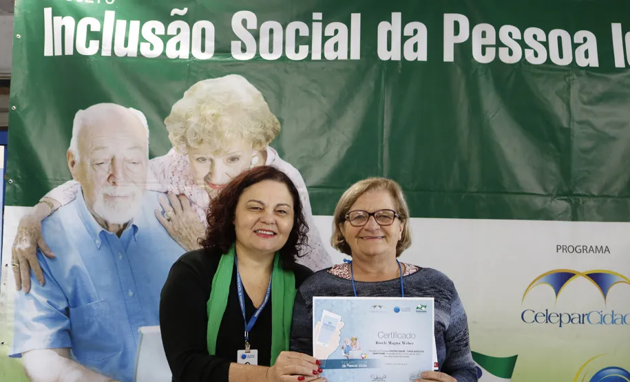 Curso de Smartphone da Celepar forma nova turma