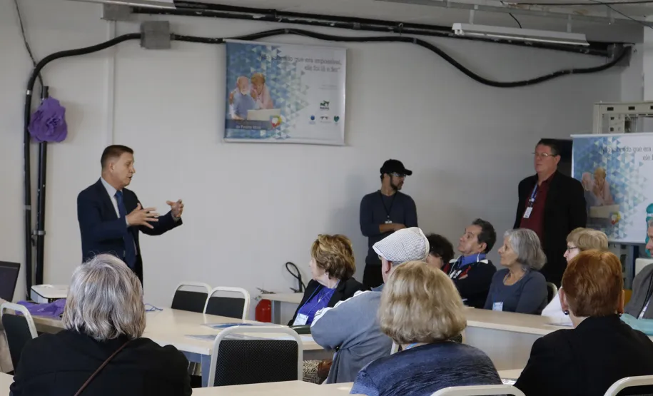 Curso de Smartphone da Celepar forma nova turma