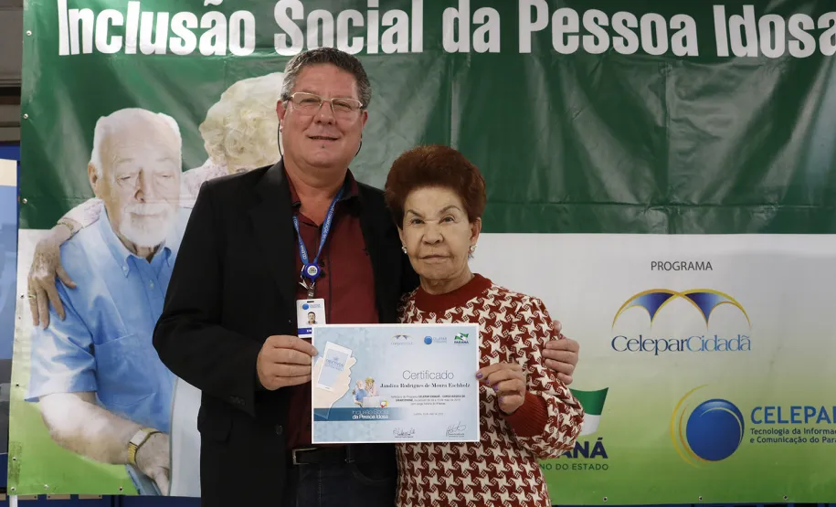 Curso de Smartphone da Celepar forma nova turma