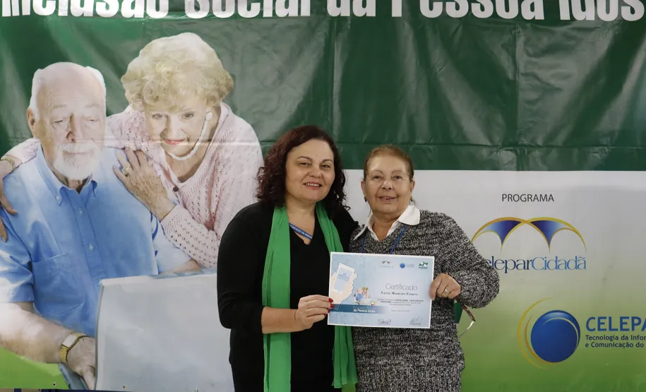 Curso de Smartphone da Celepar forma nova turma