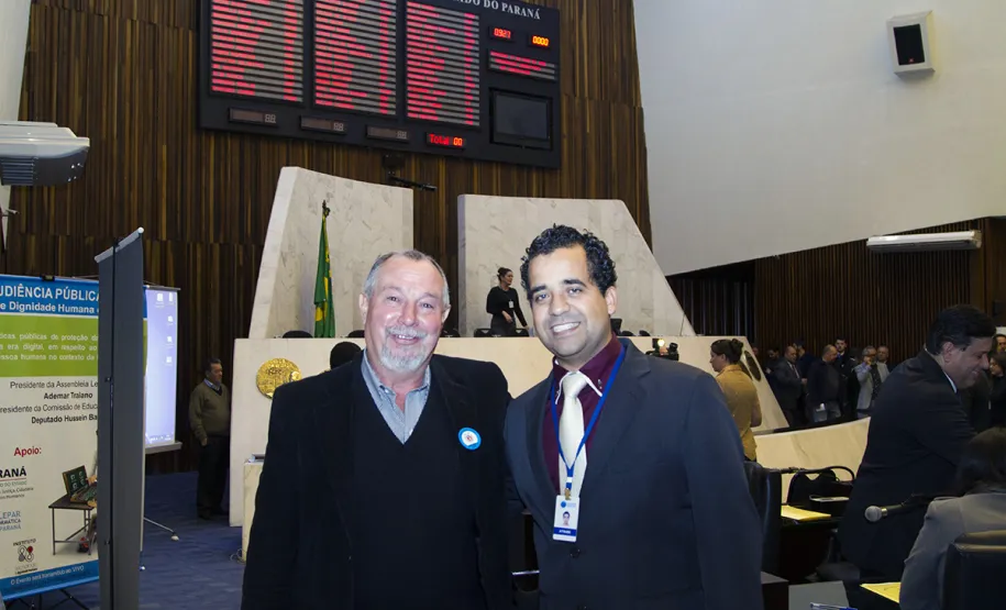 Uso responsável da internet por crianças e adolescentes é tema de audiência pública na Assembleia