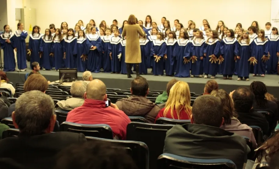 Coral Unicanto do colégio Adventista Centenário