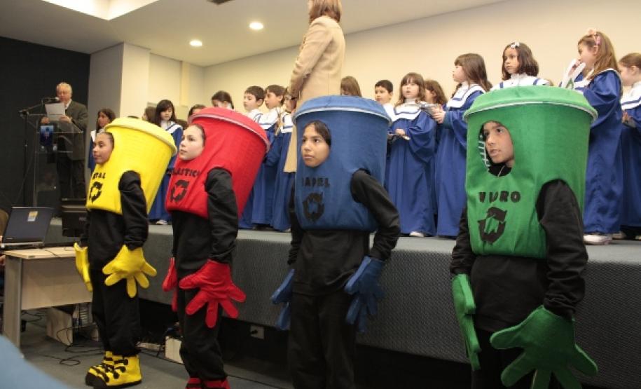 Coral Unicanto do colégio Adventista Centenário