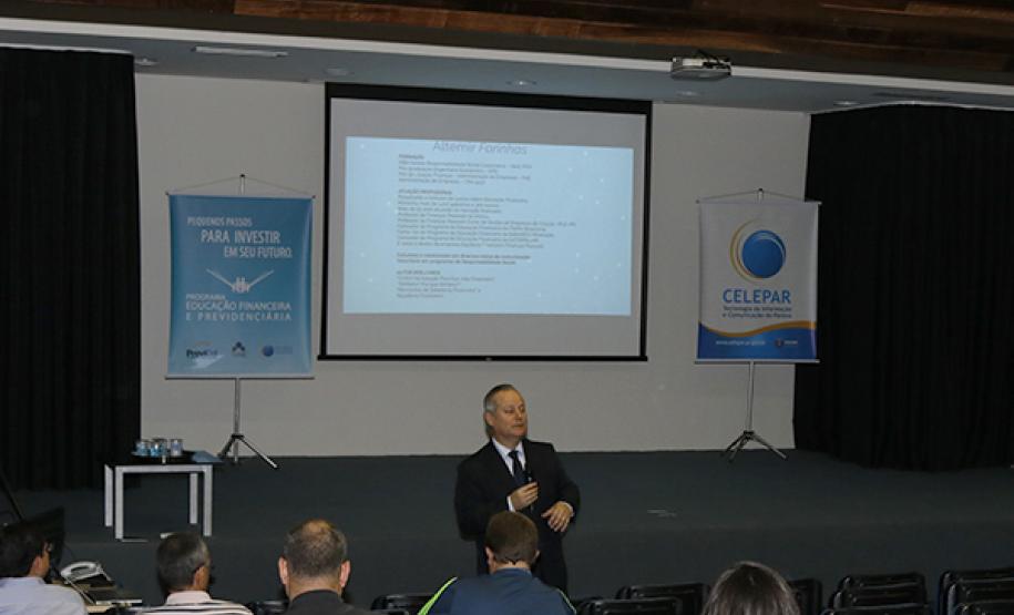 Filhos e Educação Financeira foram tema de palestra do Programa Minha Escolha