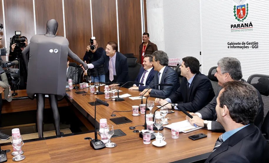 Espírito Santo adotará aplicativo paranaense Menor Preço