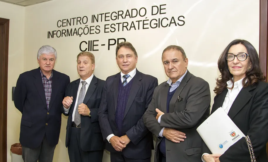 Valdir Rossoni defende a ampliação do uso de soluções de TIC pelo Estado