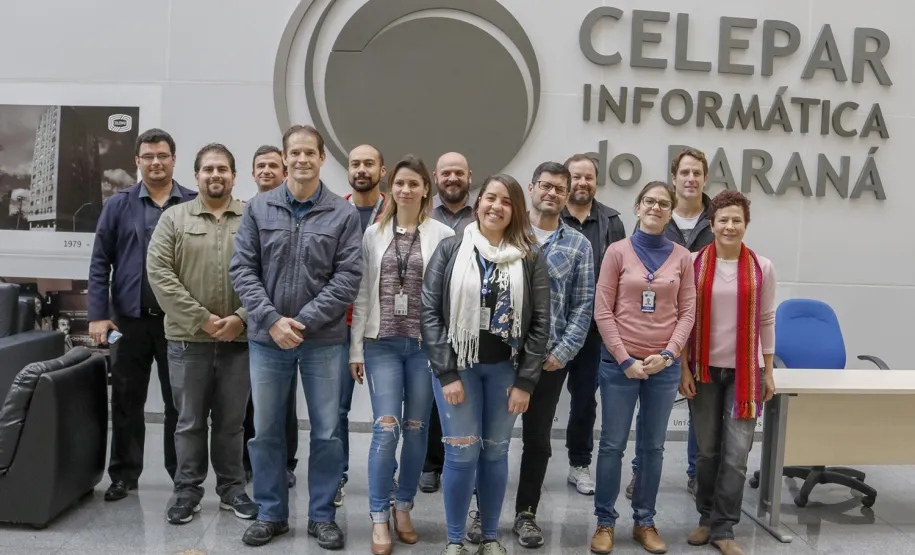 Solução de agendamento da Celepar moderniza atendimento em Farmácias do Paraná