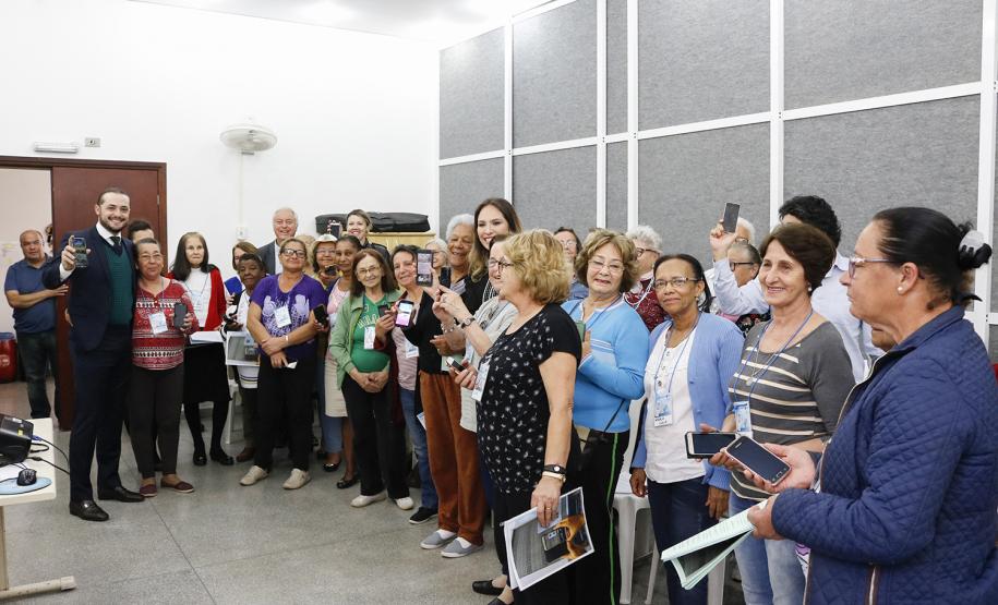 Curso de Smartphone da Celepar chega à região da CIC, em Curitiba