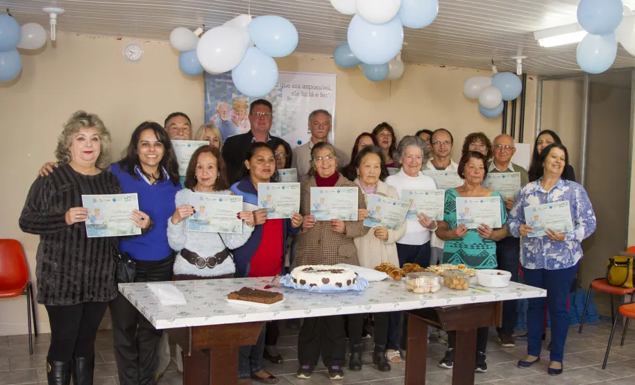 Curso de Acesso a Internet e Redes Sociais é realizado no bairro Uberaba