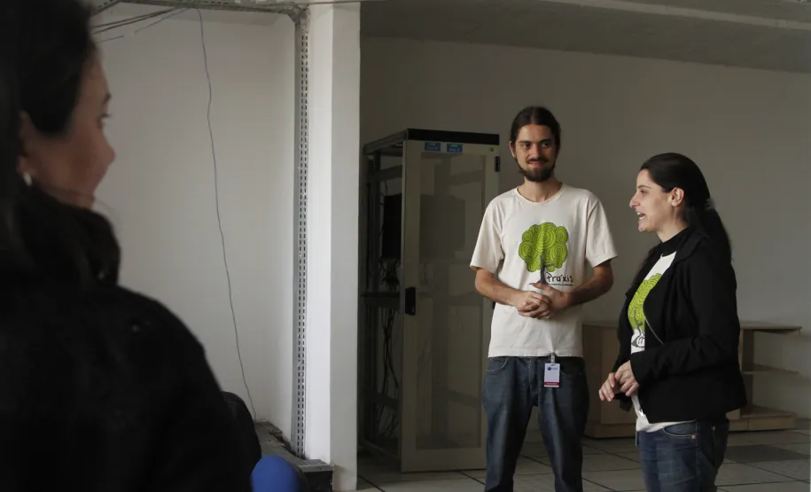 Empregados da Celepar participam da oficina Construindo sua Horta
