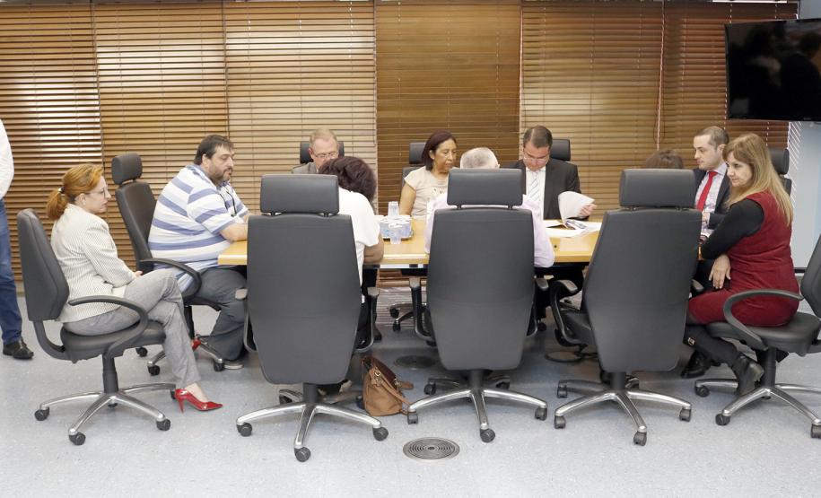 Diretoria da Celepar e Sindicato formalizam assinatura do Acordo Coletivo de Trabalho