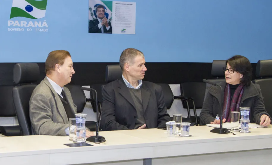 Sistema Fiep e Celepar estudam integrar dados em apoio à indústria paranaense Jacson Leite, Carlos Pessoa e Marília de Souza