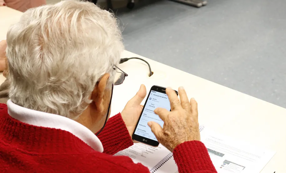 Curso Básico de Smartphone ministrado pela Celepar supera a marca de 900 participantes