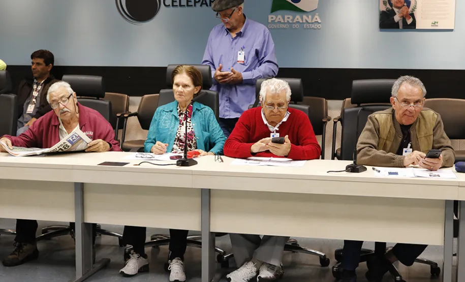 Curso Básico de Smartphone ministrado pela Celepar supera a marca de 900 participantes