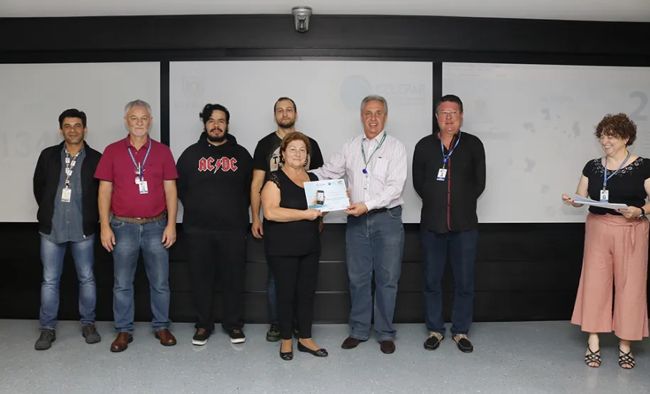 Curso Básico de Smartphone ministrado pela Celepar supera a marca de 900 participantes