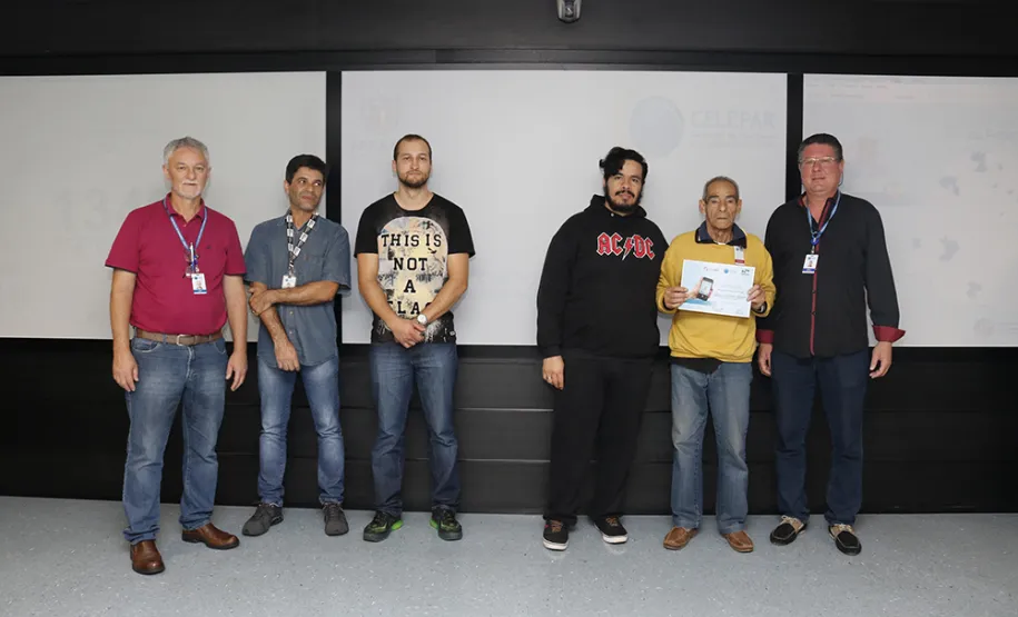 Curso Básico de Smartphone ministrado pela Celepar supera a marca de 900 participantes