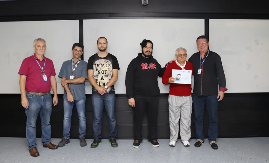 Curso Básico de Smartphone ministrado pela Celepar supera a marca de 900 participantes