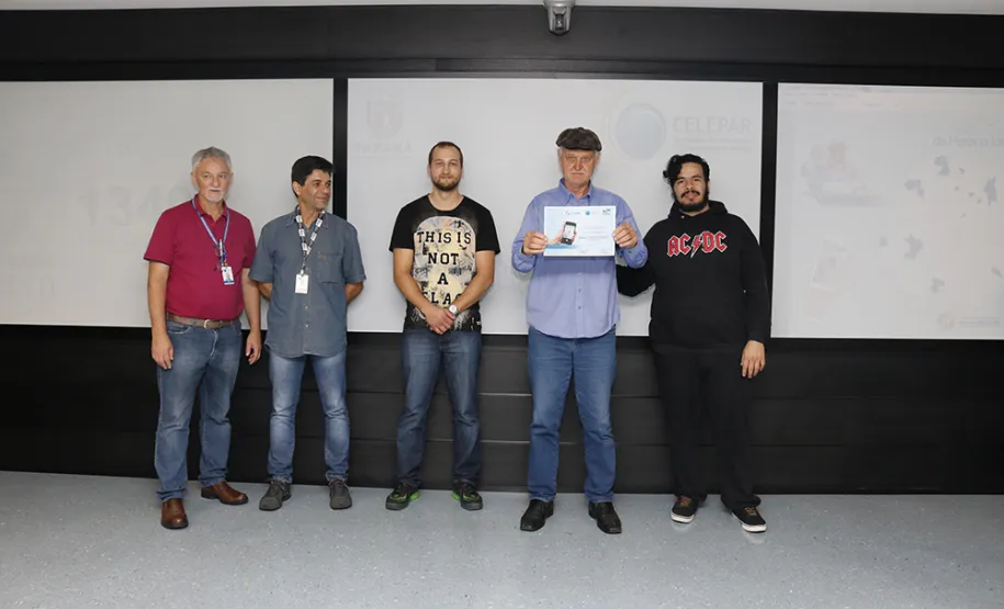 Curso Básico de Smartphone ministrado pela Celepar supera a marca de 900 participantes