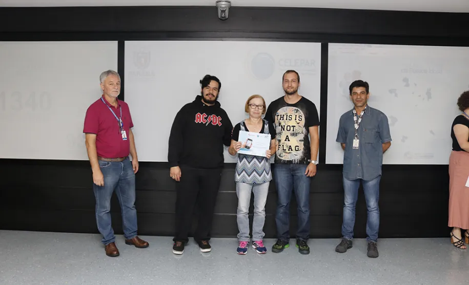 Curso Básico de Smartphone ministrado pela Celepar supera a marca de 900 participantes