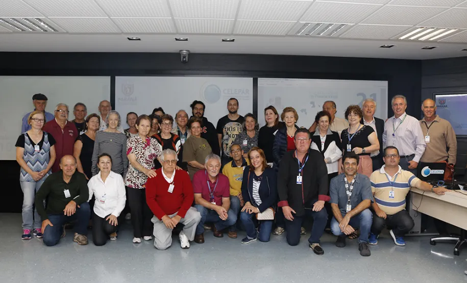 Curso Básico de Smartphone ministrado pela Celepar supera a marca de 900 participantes