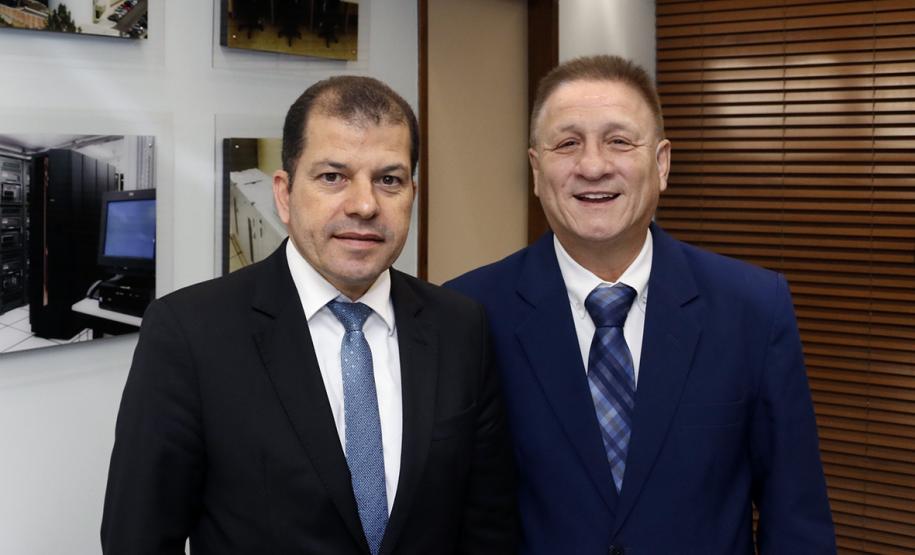 Celepar recebe os parabéns do presidente da Câmara de Curitiba