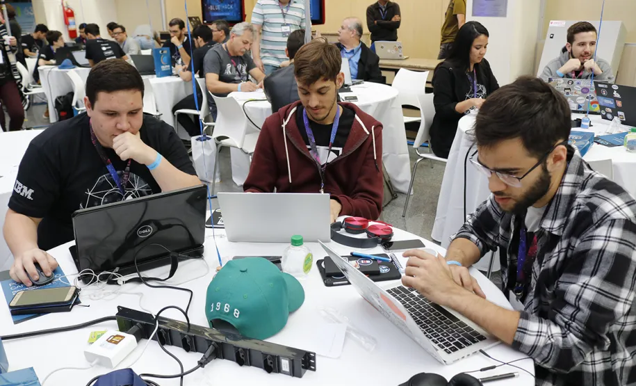 Maratona de Ciência de Dados tem como desafio a saúde pública no Paraná