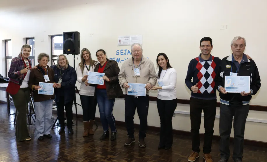 Curso Básico de Smartphone promove inclusão de mais 73 idosos no mundo digital