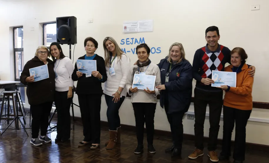Curso Básico de Smartphone promove inclusão de mais 73 idosos no mundo digital