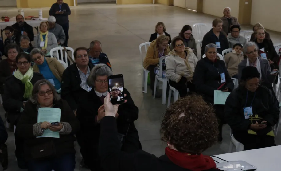Curso Básico de Smartphone da Celepar promove inclusão de mais 51 idosos no mundo digital