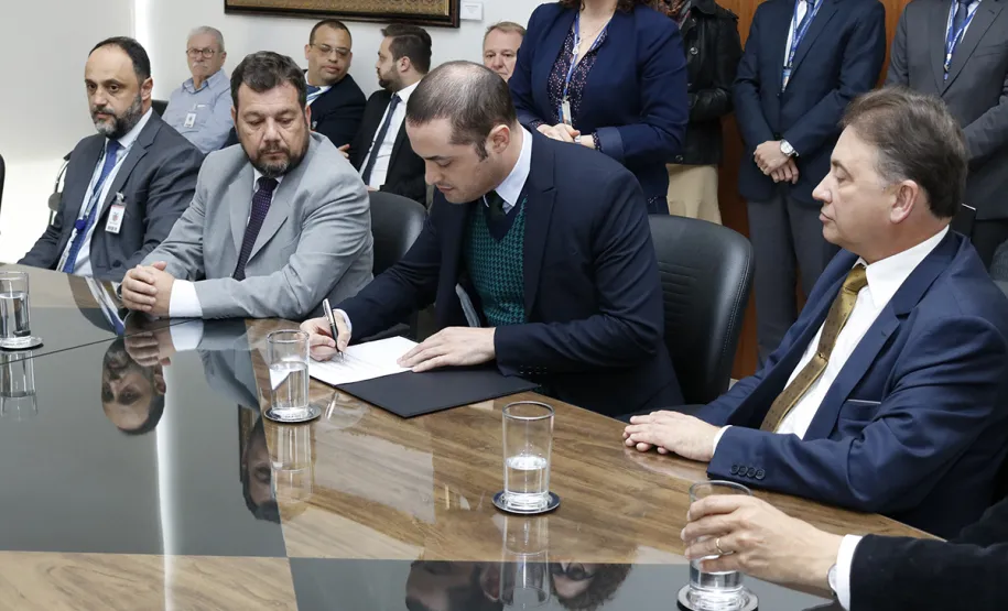 Celepar firma convênio com o TJPR para implantar biometria no Foro Extrajudicial