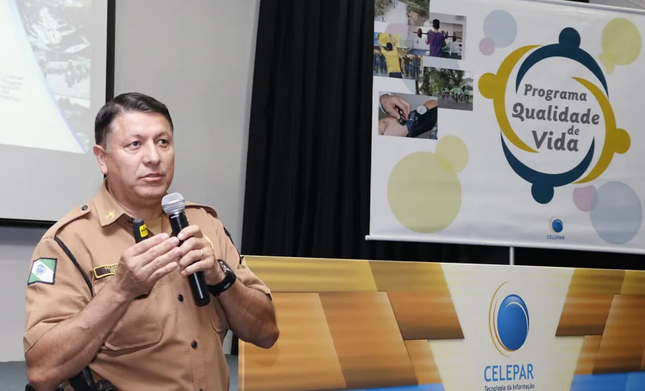Celepar promove palestra de conscientização ao combate do alcoolismo