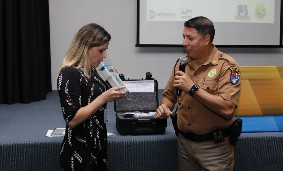 Celepar promove palestra de conscientização ao combate do alcoolismo
