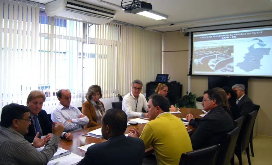 Celepar apresenta projeto de central de atendimento para Farmácia do Paraná