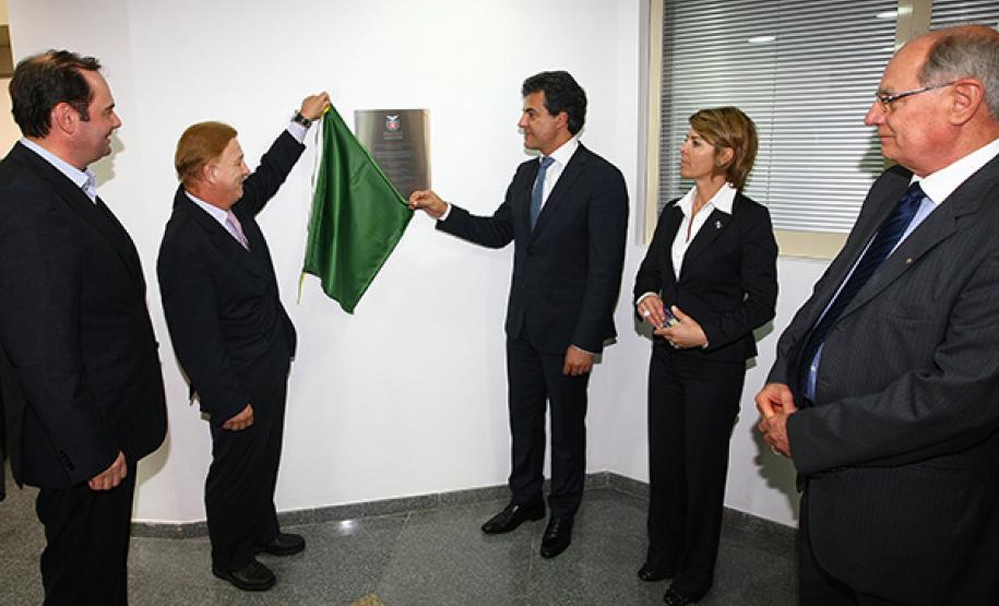 Governador Beto Richa inaugura novo Data Center corporativo do governo e o Centro Integrado de Informações Estratégicas da Celepar.