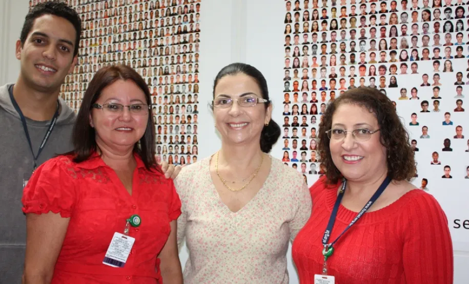 Convidados e aniversariantes, presentes no evento