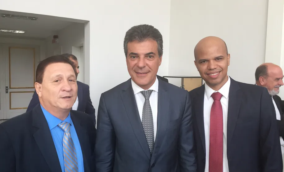 Amazonas tem interesse em soluções de saúde pública implantadas no Paraná