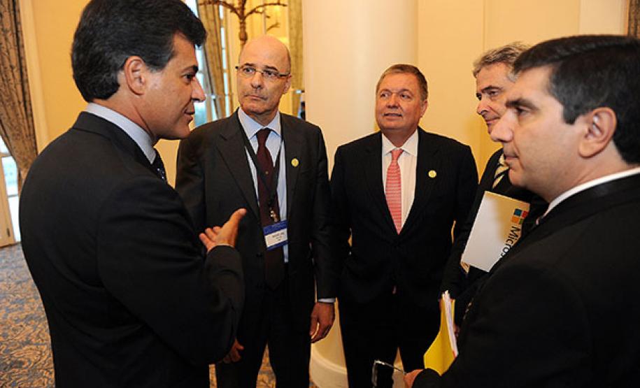Presidente da Microsoft Brasil, Michel Levy, Presidente da Microsoft LAtino Americana, Hernan Rincon, Secretário de Ciência e Tecnologia, Alipio Leal, Diretor-Presidente da Tecpar, Júlio Felix, Presidente da Celepar, Jacson Carvalho Leite e demais autoridades.Rio de Janeiro