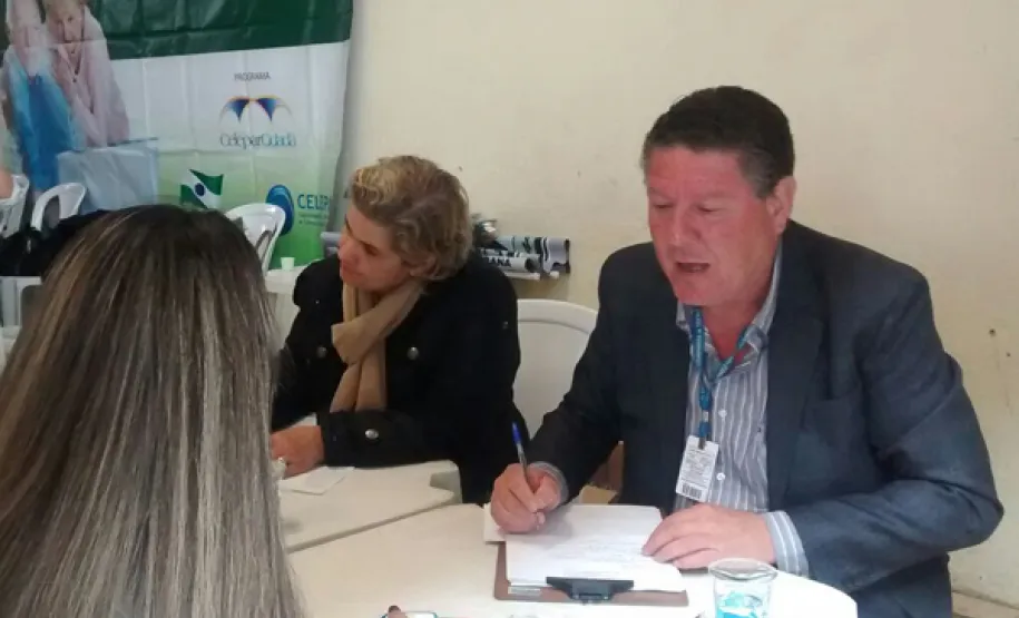 Feira de serviços com participação da Celepar fez 1.946 atendimentos no bairro Parolin