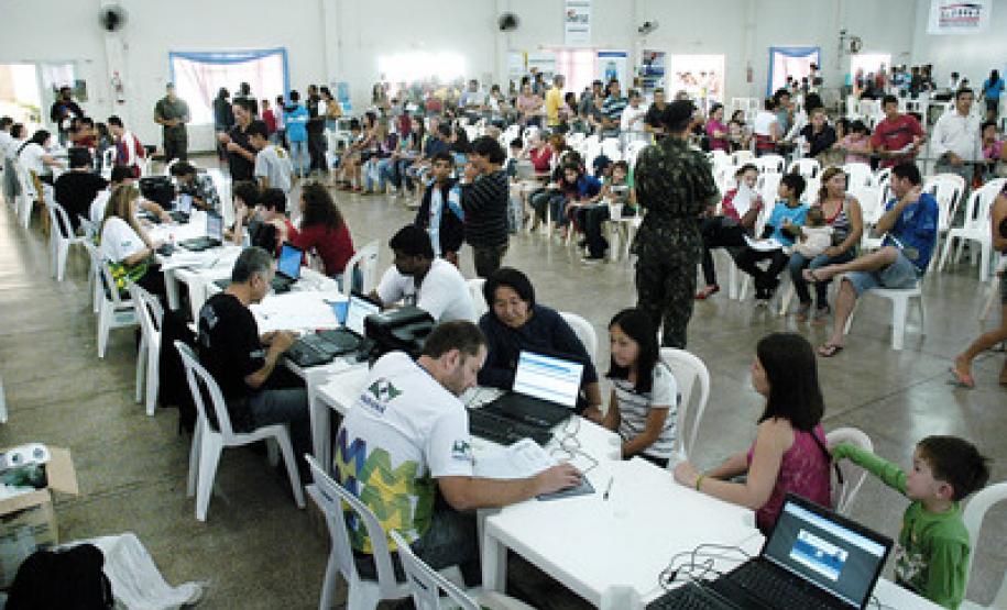 Foz de Iguaçu é o primeiro evento do Mutirão da Cidadania a receber esse serviço de conversão digitalização no próprio evento