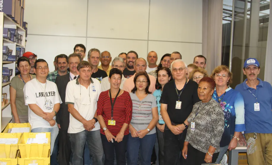 Empregados do turno da tarde da DIPRO
