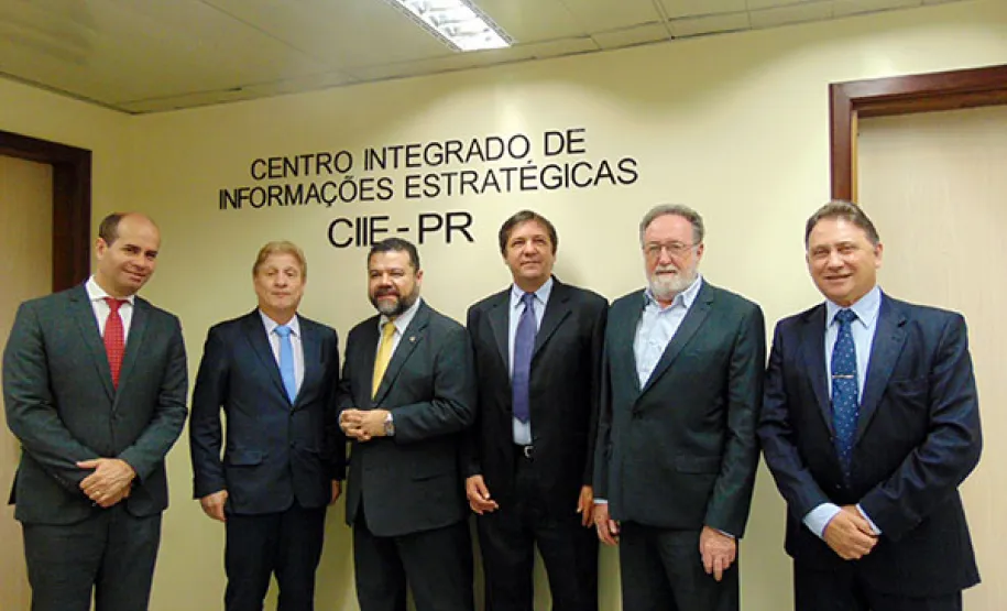 Comissão de Ciência, Tecnologia e Ensino Superior da Assembleia Legislativa conhece soluções de inteligência do Governo do Paraná