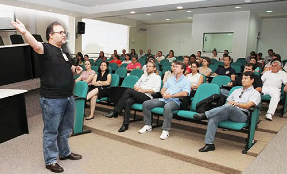 Celepar apresenta o sistema GSUS para servidores do Hospital Universitário de Maringá